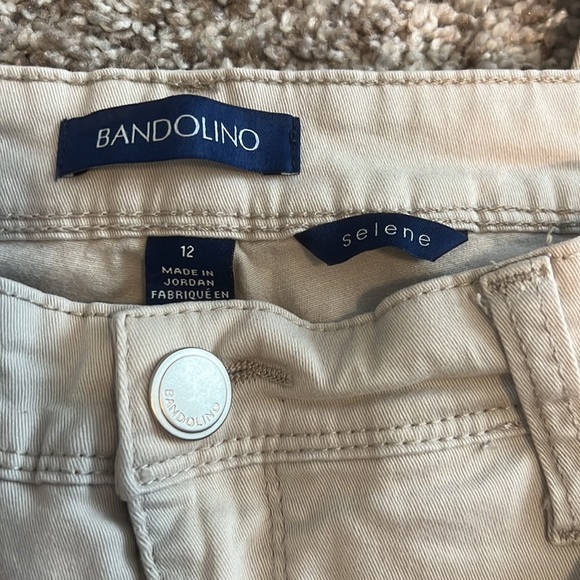 Bandolino Capris - Picture 2 of 7